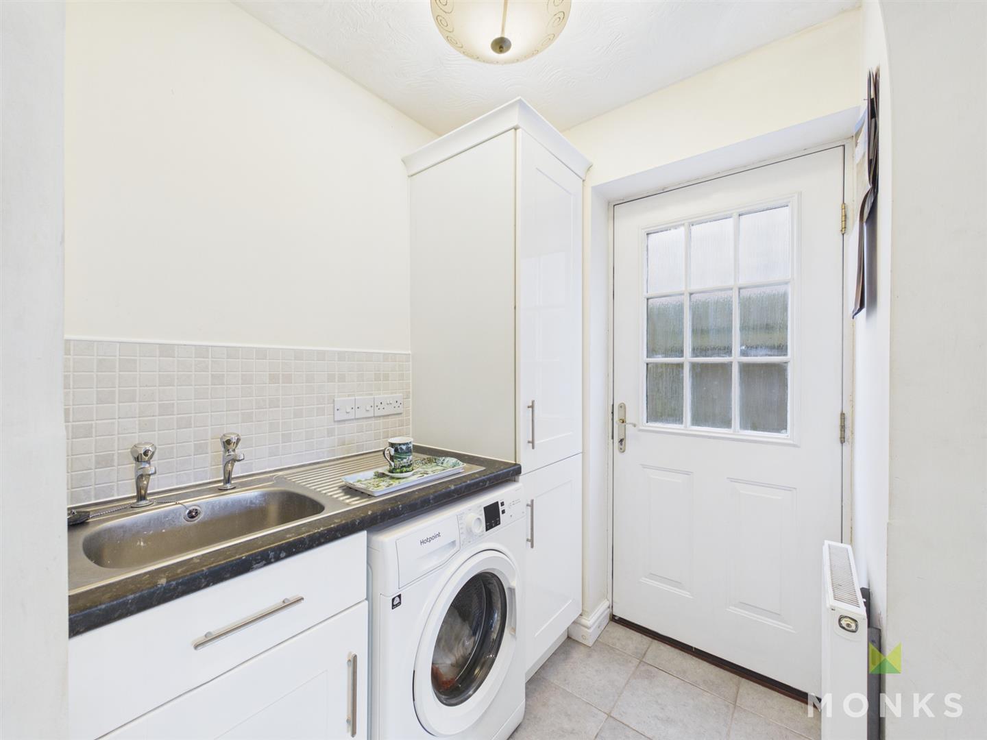 50 Milars Field, Oswestry, SY10 9PU For Sale